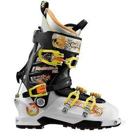 Sci da alpinismo con scarponi 42 1/2