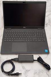 Computer portatile Dell Latitude 3520 15.6" i5 SSD