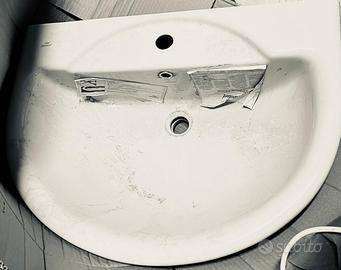 Lavabo cn colonna