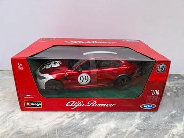 Alfa Romeo Giulia Racing GTAM 1:18 Bburago