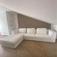 Divano in pelle Mimo