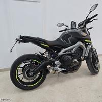 Yamaha mt 09 scarico arrow