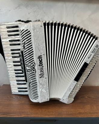 Fisarmonica digitale super legera 120 bassi