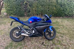 Yamaha yzf r125