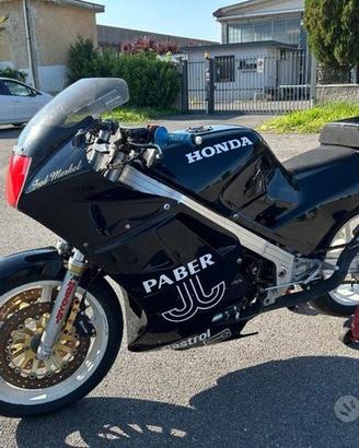 HONDA VFR 750 F SUPERBIKE FRED MERKEL