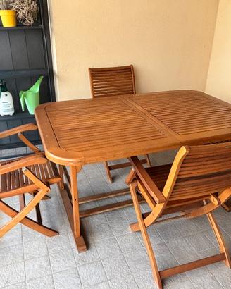Set tavolo allungabile + 4 sedie in vero legno