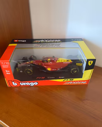 Ferrari F1-75 1:18 Charles Leclerc