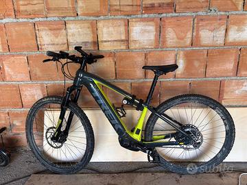 E-Mountain Bike Trek Powerfly 5