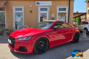 Audi TT Coupe 2.0 tfsi quattro s-tronic