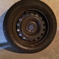 cerchio in acciaio a 4 fori