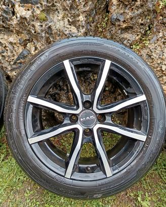 Gomme auto