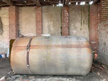 CISTERNA VETRORESINA