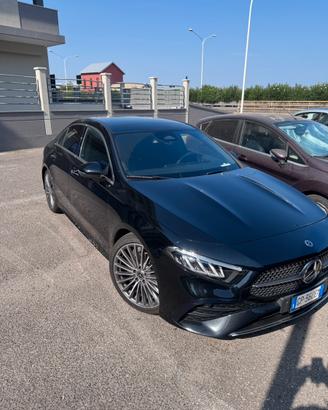 MERCEDES A180 AMG PREMIUM PLUS