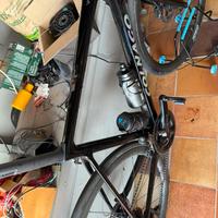Telaio Colnago V4RS misura 530 - dicembre 2024