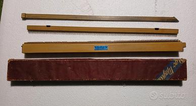 Antica macchina da maglieria ago magico T140