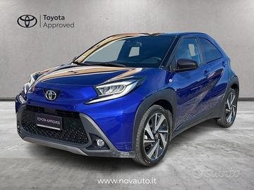 Toyota Aygo X 1.0B (72 CV) Lounge