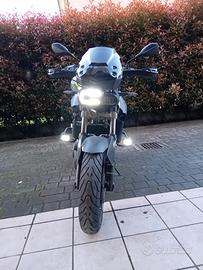 f800r