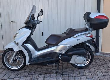 SCOOTER YAMAHA 250 cc 