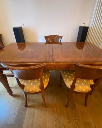 Tavolo e sedie Biedermeier 