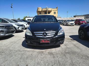 MERCEDES-BENZ B 180 CDI Executive