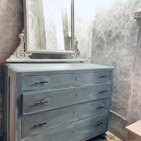 Cassettiera Shabby azzurro polvere