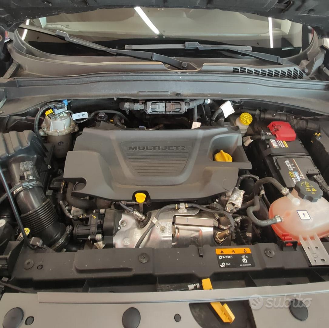 Jeep Renegade 2021 photo 2