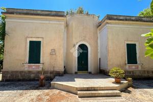 VILLA SINGOLA A ORIA