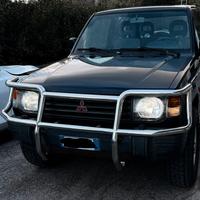 Bullbar anteriore MITSUBISHI NISSAN HYUNDAI