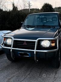 Bullbar anteriore MITSUBISHI NISSAN HYUNDAI