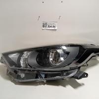 FARO ANTERIORE SINISTRO TOYOTA Yaris Serie 811700D