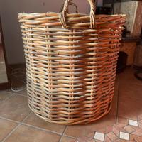 Cesta portalegna in vimini