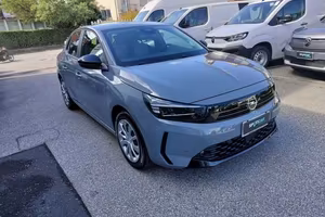 Opel Corsa Hybrid 110 CV aut. Edition KM Ø