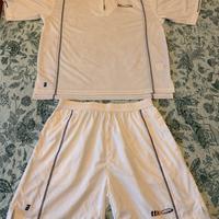 Completo tennis uomo