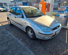 Ford Focus 1.6i 16V cat 5p. Ghia 135.000km Unicopr