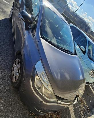 Renault Clio Clio IV GPL - 2012 5p 1.2 Wave 75cv