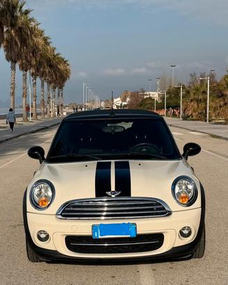 Mini Cabrio Cooper D