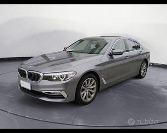 BMW Serie 5 530e Luxury auto