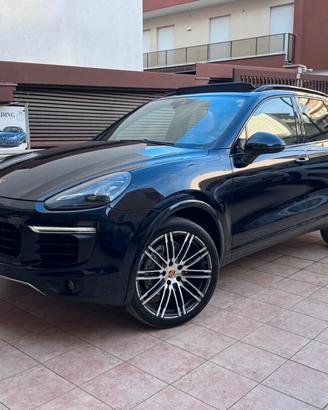 Porsche Cayenne 3.0 Diesel 250CV TETTO PASM