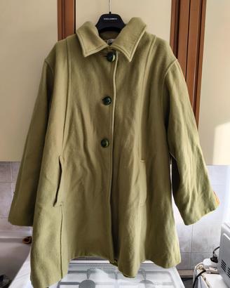 Cappotto da donna in panno di colore verde