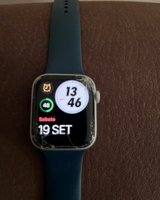 Apple Watch SE 44 GPS