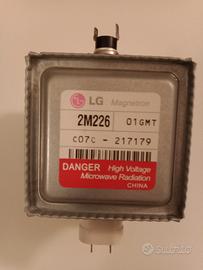 LG Magnetron 2M226