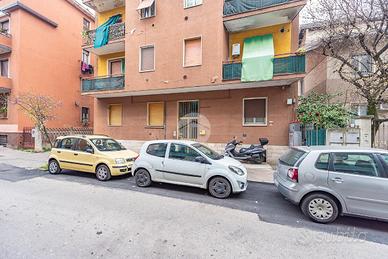 2 LOCALI A BARANZATE