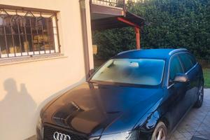 Audi A4 B8 Avant 2009 2.0 tdi euro 4 440.000KM