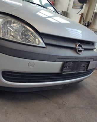 Paraurti anteriore OPEL CORSA C del 2003