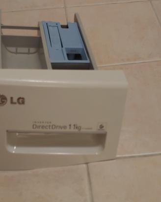lavatrice LG F144KD 11Kg cassetto detersivo