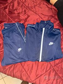 tuta Nike