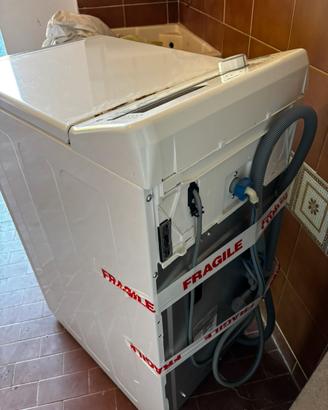 Lavatrice Whirlpool a Carica dall’Alto