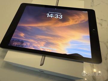 Apple iPad 5ª gen. (2017) – 128 GB –Grigio sid.