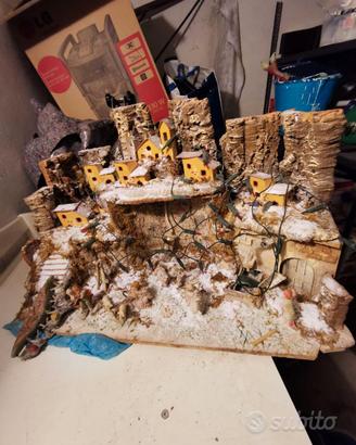 Grande presepe natalizio VILLAGGIO usato