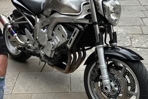 Yamaha FZ6